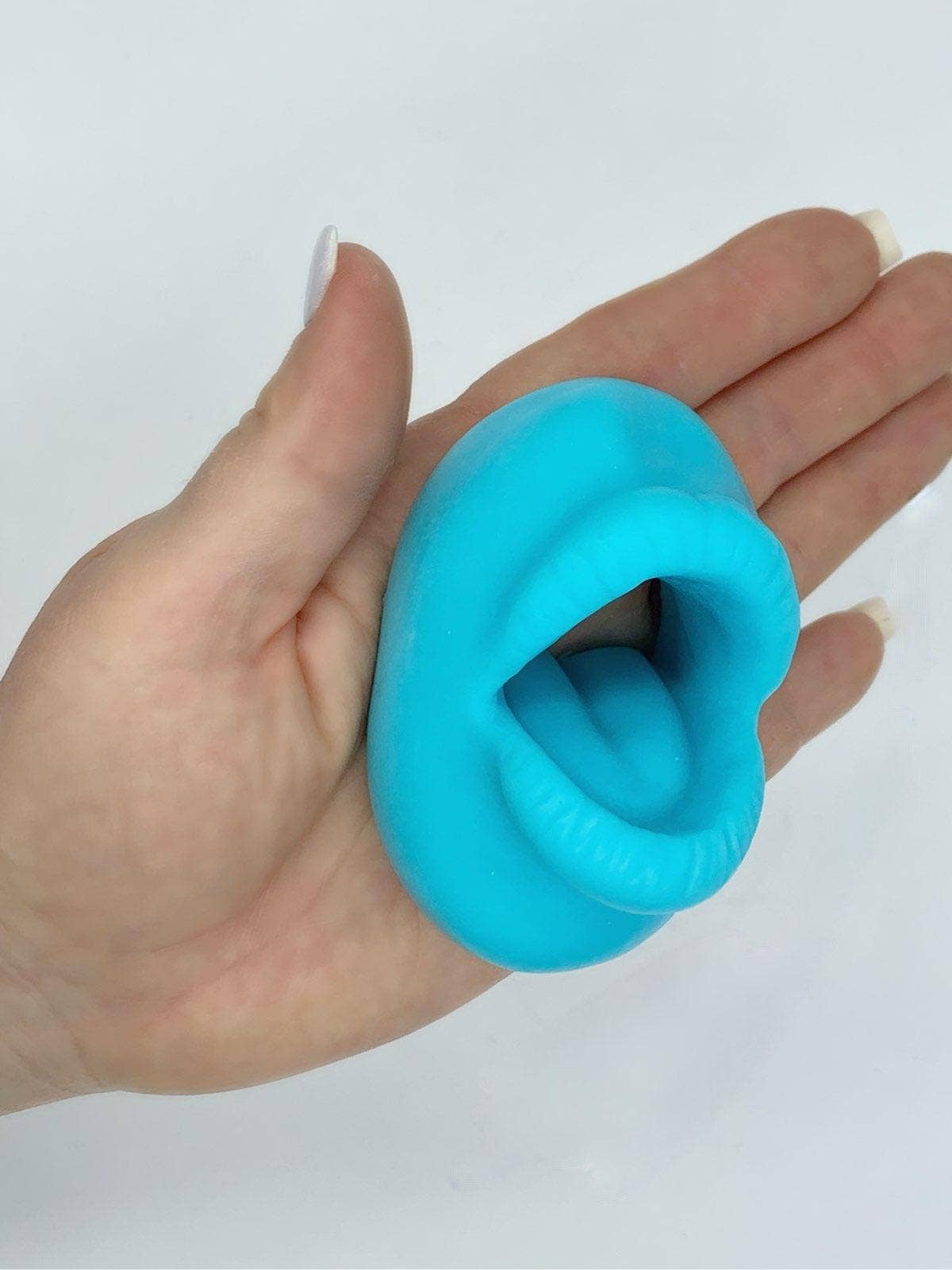 12 Weenie 'Weeny Washer' Soaps Mouth in a Cute Pop Gift Cans