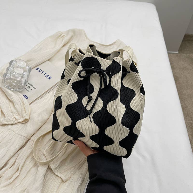 Heart ripple shoulder bag drawstring crossbody bag