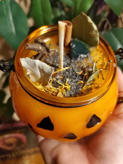 SAMHAIN / HALLOWEEN / FALL / Spell Candle / Ritual Candle